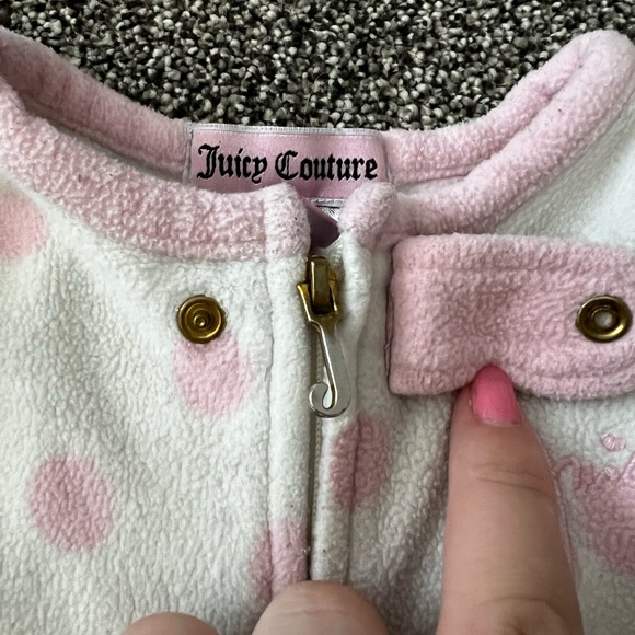 Juicy Couture 18 Month Sleeper - Picture 3 of 8